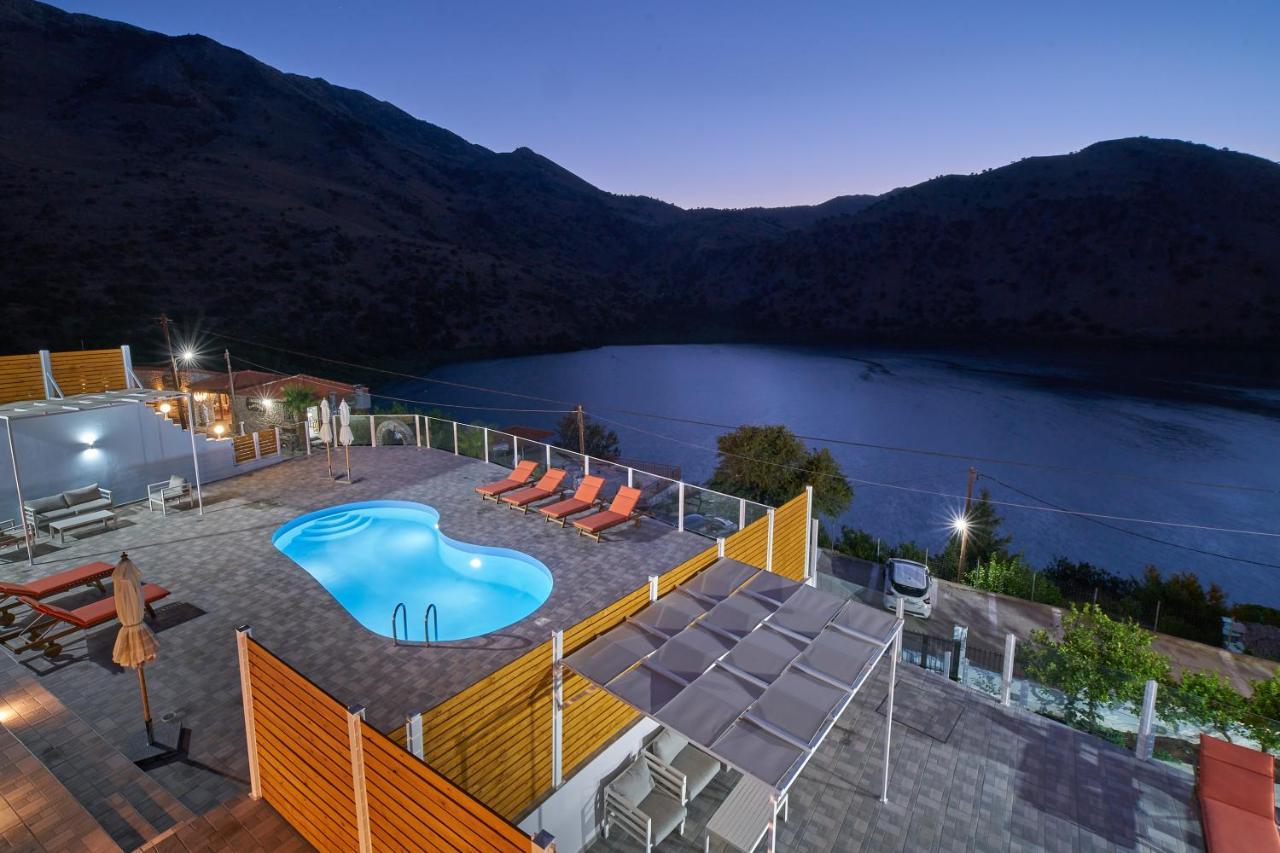 Lake View Suites Kávalosz Kültér fotó