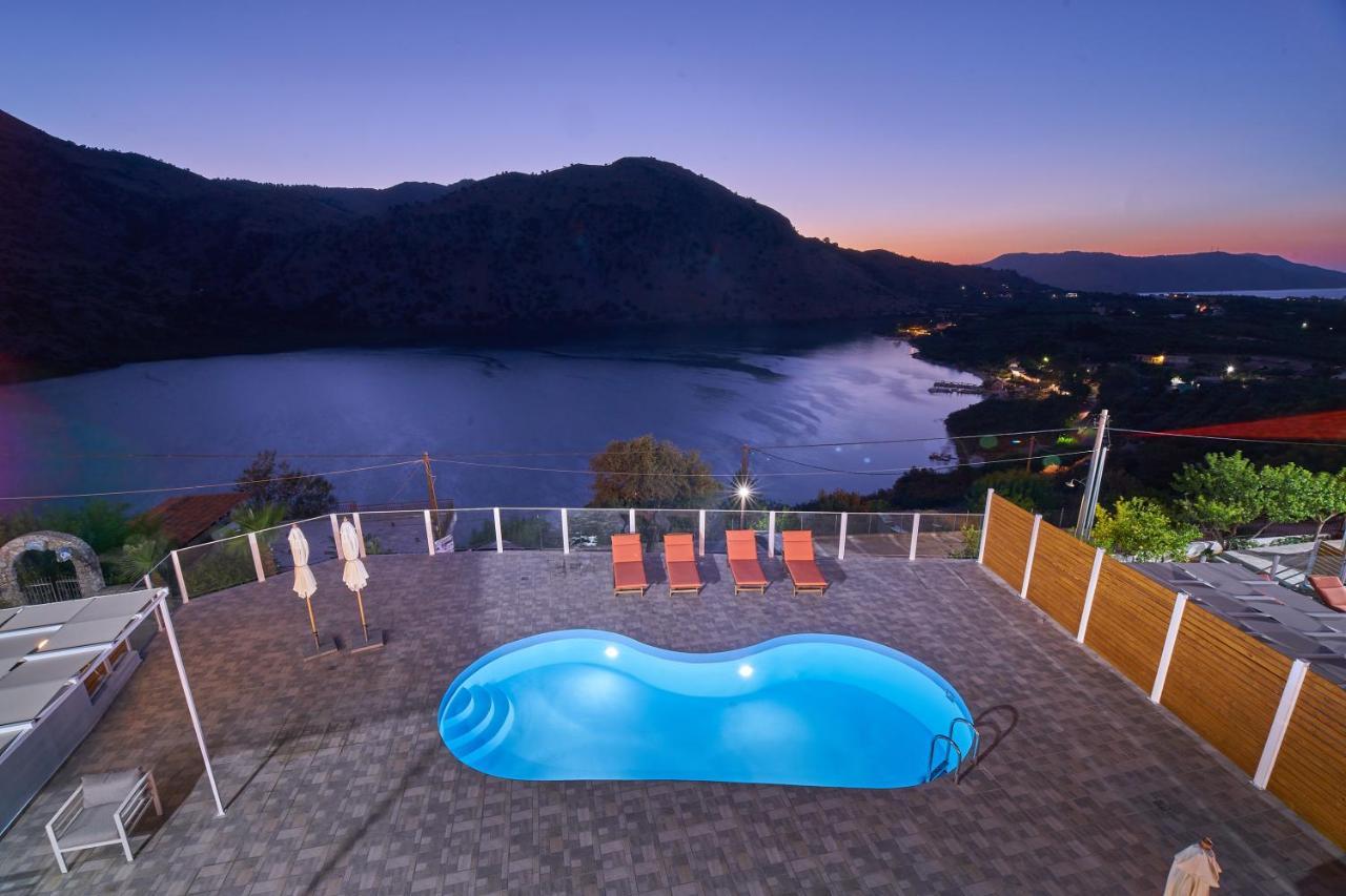 Lake View Suites Kávalosz Kültér fotó