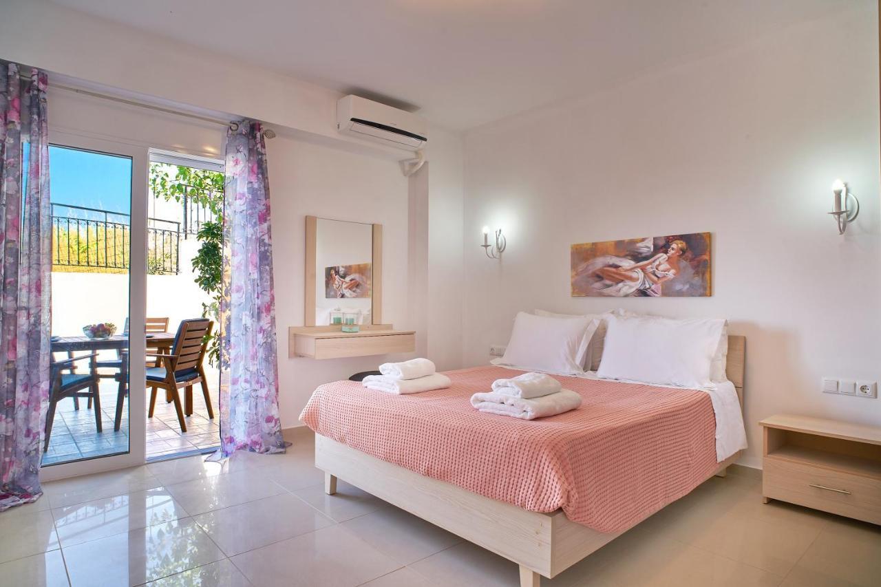 Lake View Suites Kávalosz Kültér fotó