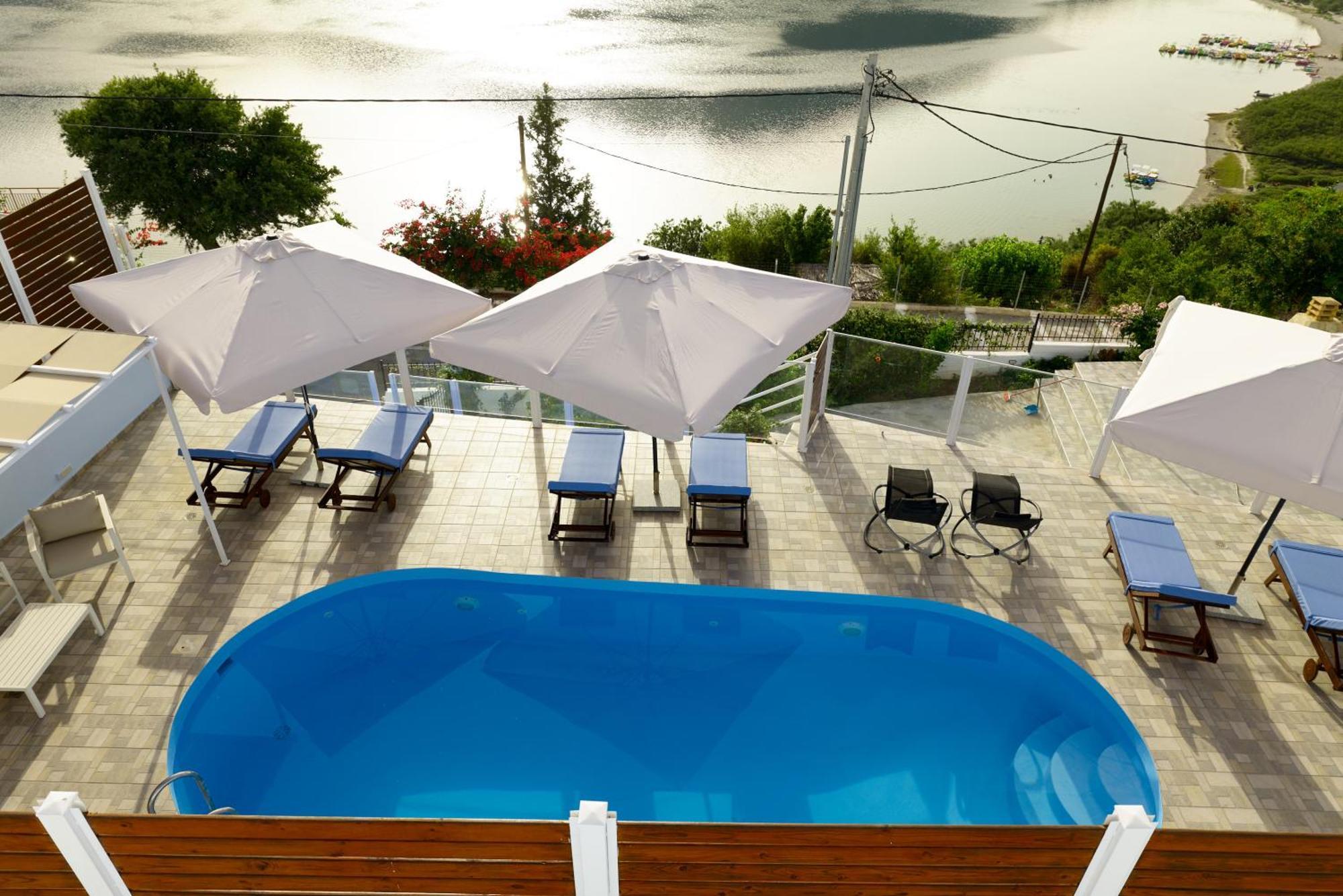 Lake View Suites Kávalosz Kültér fotó